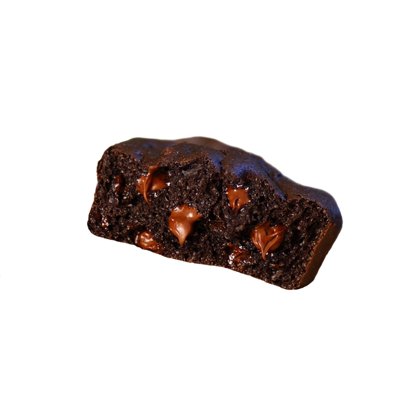 Meet the Phat Snax Devil's Cake: your new favorite guilt-free treat. Packed with protein, low in sugar, and seriously delicious. #HealthySnack